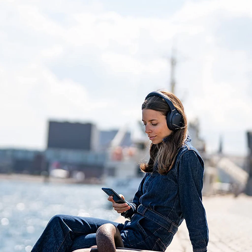 Sony - WH-1000XM4 Digital Noise Cancellation Headphone - Image 16